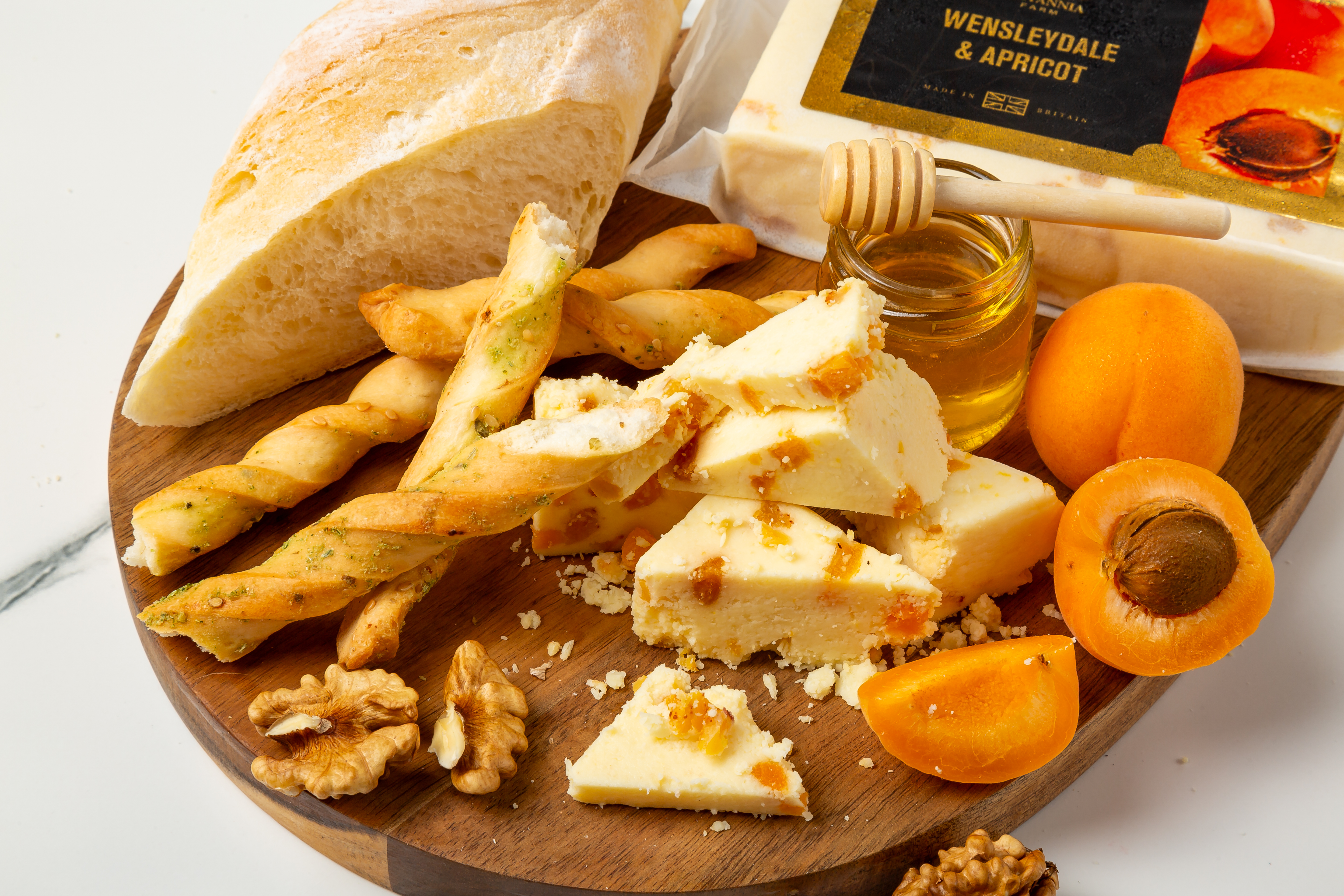 Wensleydale & Apricot cheese with golden fruit pieces – British crumbly cheese